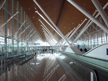 Dobner Metalldecken im Kuala Lumpur - Flughafen